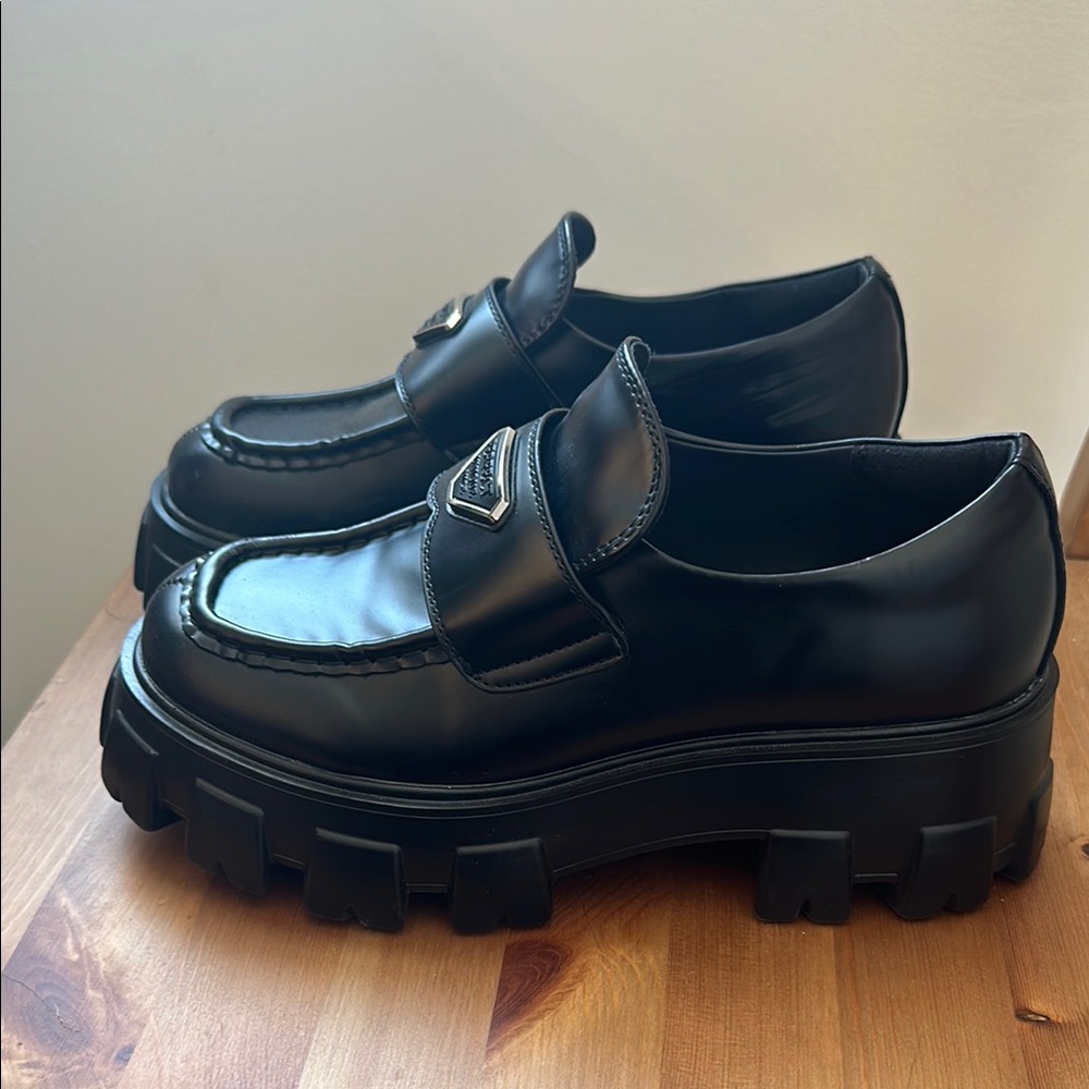 Chunky platform women’s loafers